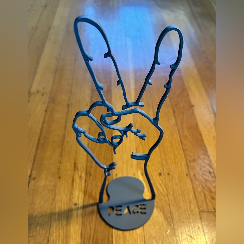 All Metal 2D Peace Sign Hand sculpture✌🏽signed by artist - 12” high